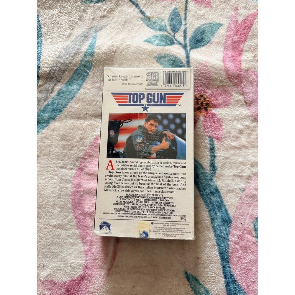 Top Gun VHS - Picture 2 of 3